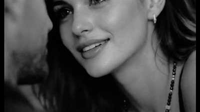 للكاتبه يارا عبد العزيز 4