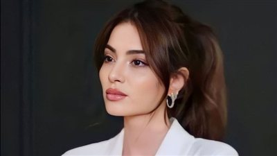 في المطار